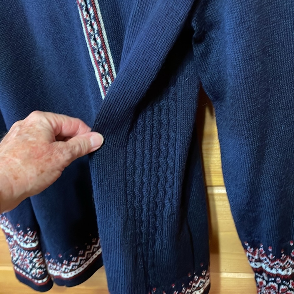 Women’s Norwegian wool sweater XL - Picture 7 of 11